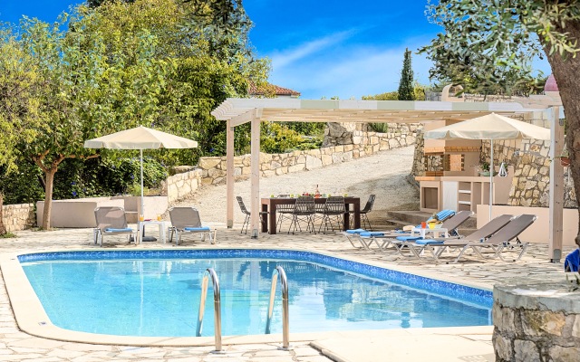 Вилла Chrysallis Heated Pool