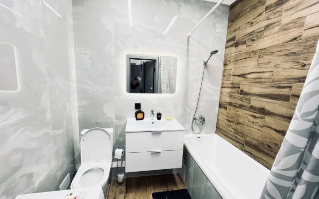 Na Ulitse Borisa Slyusarya 23s2 V Zhk Levobepezhye Flat