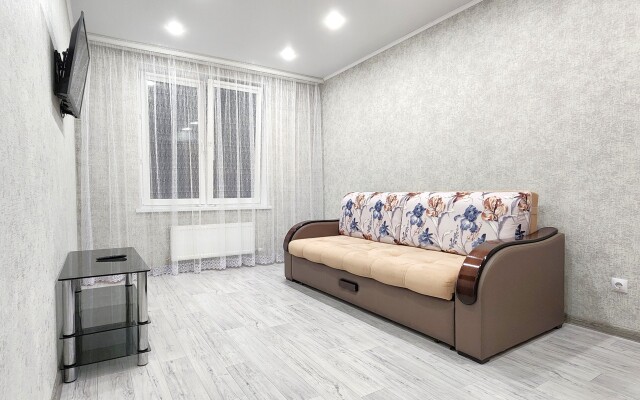 Tsar 3 Flat