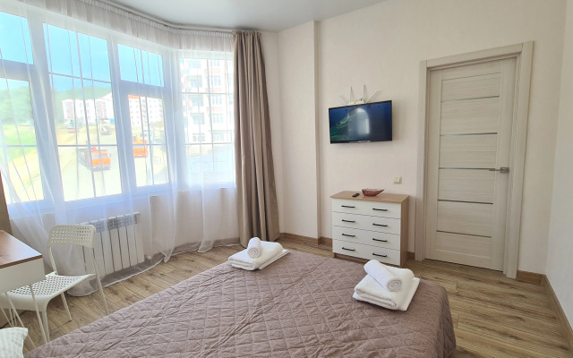 Dvukhkomnatnaya S Balkonchikom V Adlere Zhk Kurortny Flat