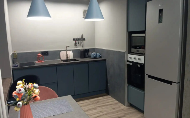 Квартира Высотная Двухкомнатная