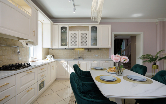 Balticrealty Fyurstenkhaus s baney Private house