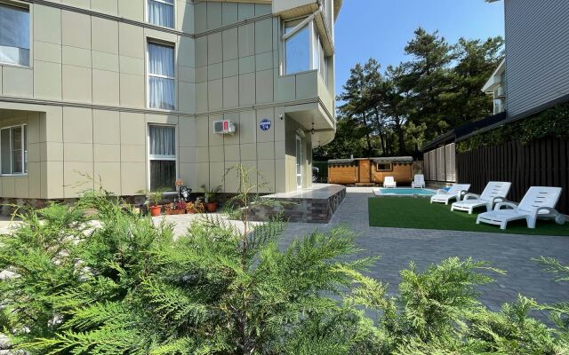 Aleksandrov Guest House