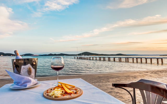Cunda Hotel