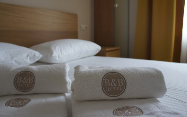 B&B Hotel Centre Guest house