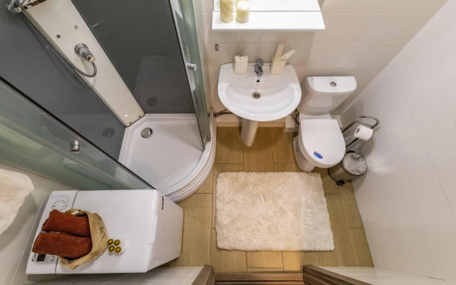 10 Апартаменты RADIUS Малышева 42А (13)