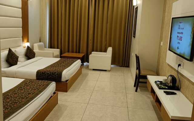 Savitri Resorts Pushkar Hotel