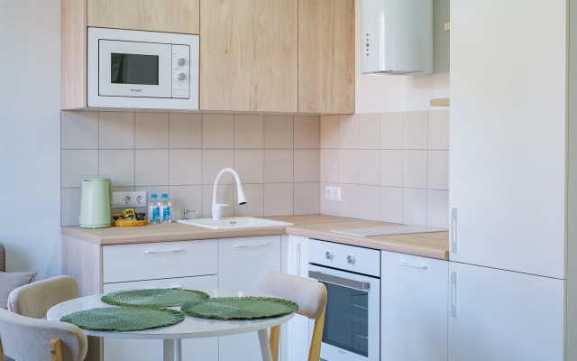 Uyutnaya i novaya studiya v Kudepste Flat