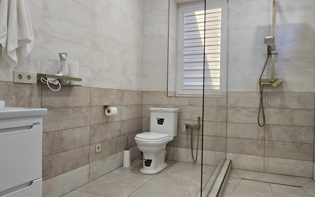 Квартира трехкомнатная в центре Пятигорска для семьи