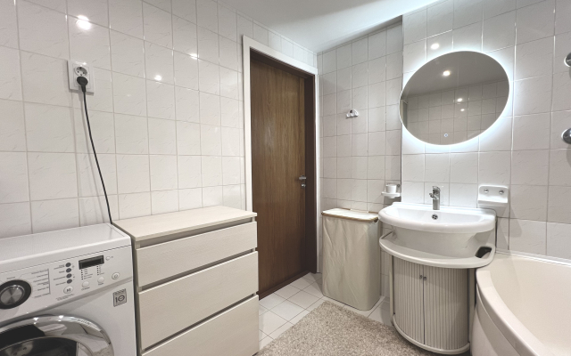 Апартаменты двухкомнатные в центре на Заславской