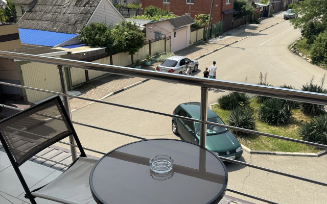 5 Guest House