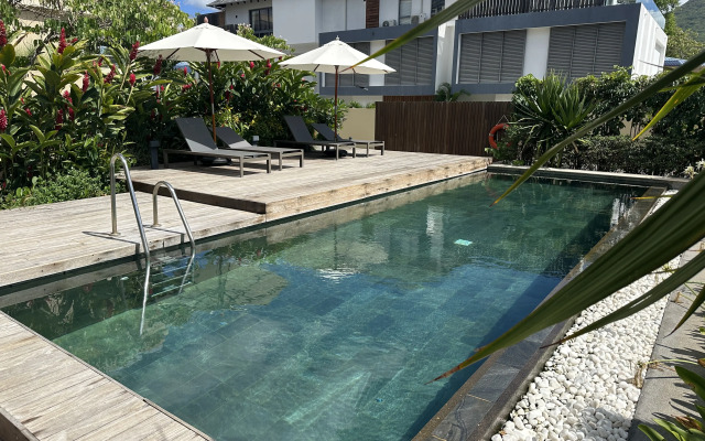 Ocean Legend Apartments