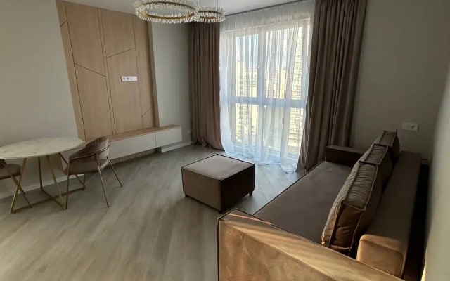 Na Prospekte Dzerzhinskogo Apartments