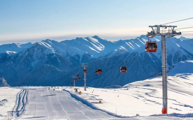 Отель Архыз Роял Резорт энд Спа