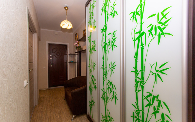 Bolshaya Sovremennaya Treshka U Zooparka Flat