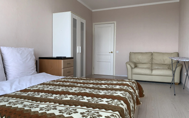 V 5 Minutakh Peshkom Ot Vokzala Naro-Fominska Flat
