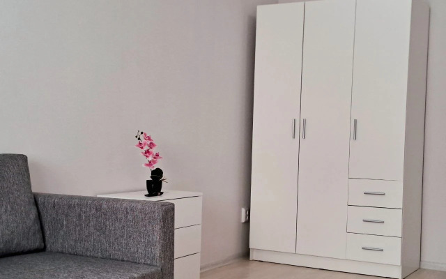 Dvukhkomnatnaya kvartira v novom Zhk Za ruchyem Flat