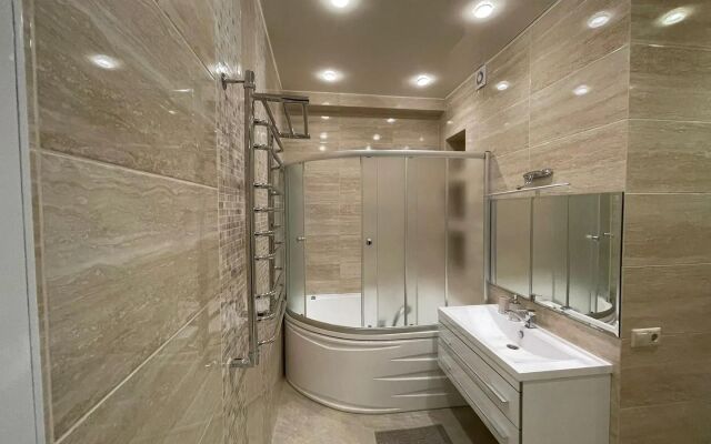 V Novom Elitnom Dome Flat