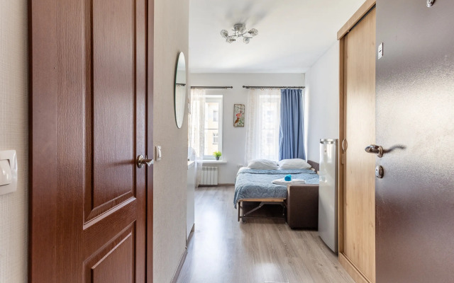 Квартира Светлая и уютная студия на Кузнечном, 8