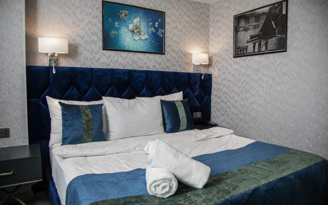 Essam Deluxe Hotel