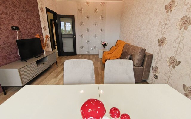 Buking39 Dvukhkomnatnaya Na Primorskoy Flat