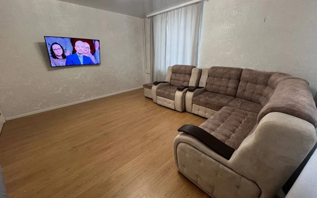 Trekhkomnatnaya Velaskesa 7k5 Flat