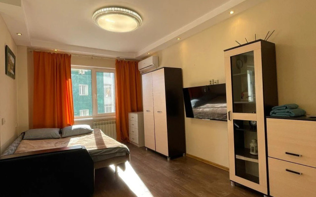 Квартира уютная по адресу Каландаришвили 7 посуточно с самозаселением