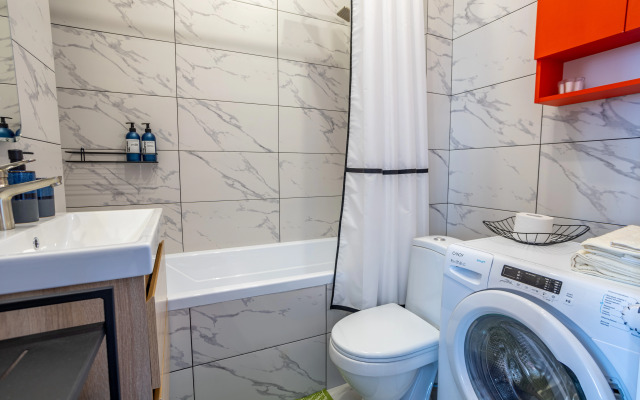 Квартира Яркая стильная студия Палитра