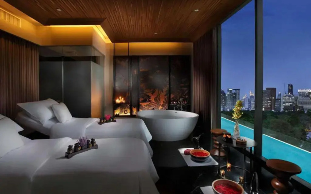 SO/ Bangkok