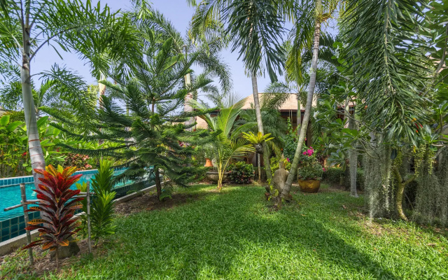 Вилла LETI 3BR, 22 meters Pool, Naiharn Beach