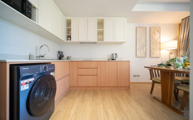 Fantastic 1bd Near Beachside Apartment