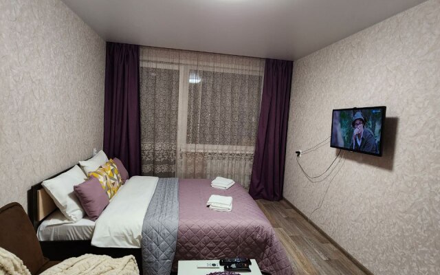 Odnokomnatnye Apartamenty Na Frunze  Flat