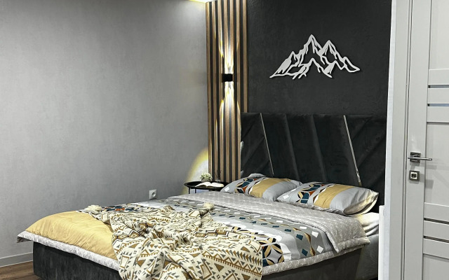 Studiya s Vidom na Gory Flat