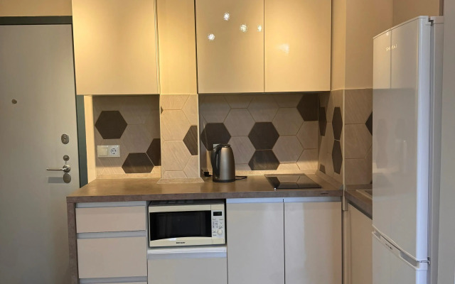 U morya s balkonom Sochi pos. Dagomys Apartments