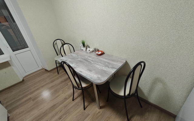 Na Industrialnoy 1B/3B Apartments