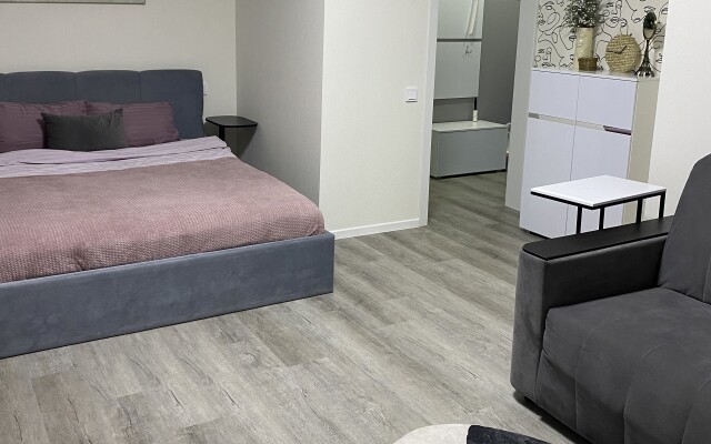Na Lipovskoy 44 Apartments