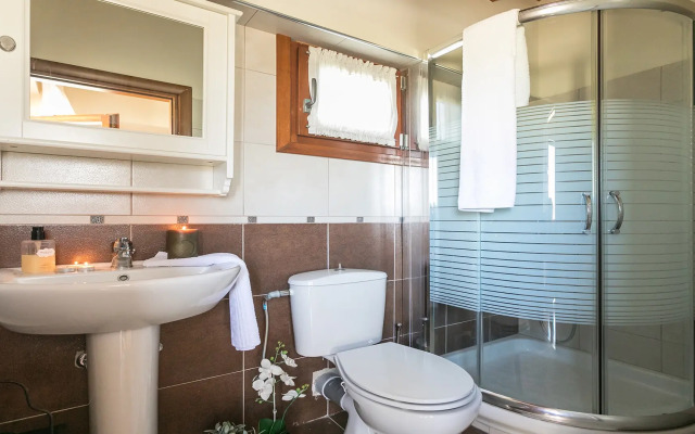 Inuit I Luxury Pool Sani Villa