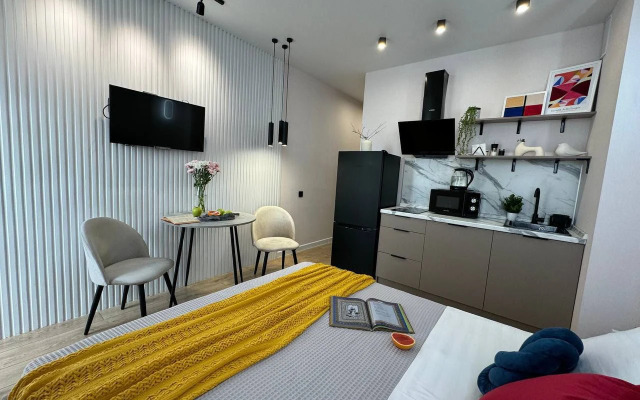 Studiya Na 16 Etazhe (201) Flat