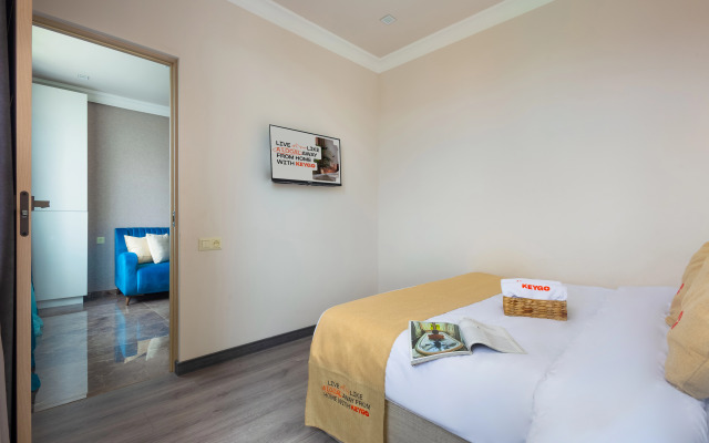 KeyGo #0147 1 Bedroom near Opera Theatre Apartments