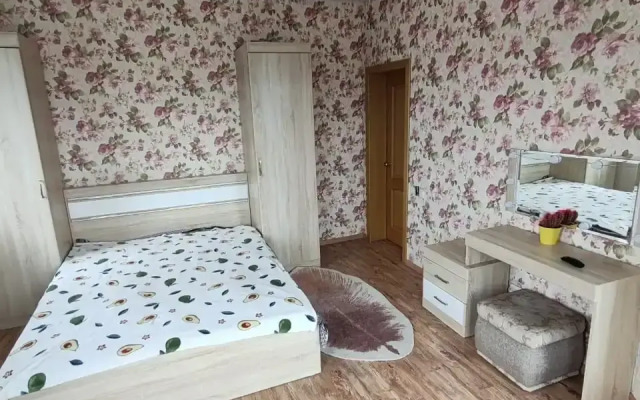 Частный дом г.Владивосток, ул.Джамбула, д.5 до 12 гостей