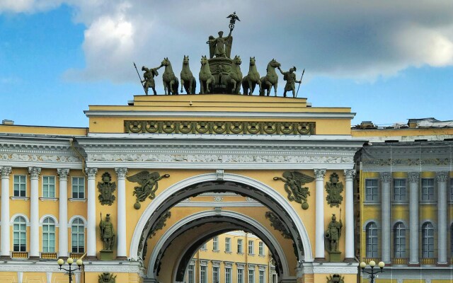 Vidovaya u metro Moskovskaya. Set Apartamenty 1896 Flat