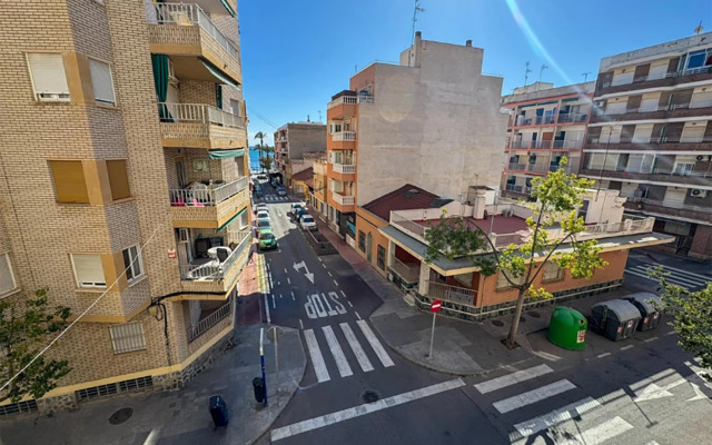Ispanii 100 Metrov ot Morya na Luchshem Plyazhe Goroda Torrevekha Apartment
