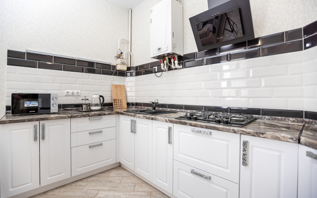 Yevrodvushka Na Beregu Morya S Basseynom Apartments