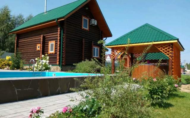 Частный дом коттедж с пятью комфортабельными спальнями