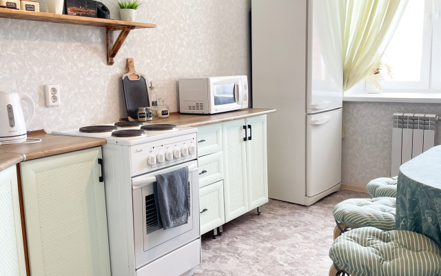 Ryadom S Naberezhnoy Flat
