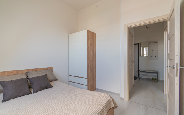 Апартаменты Двухкомнатная Квартира на Мансардном Этаже