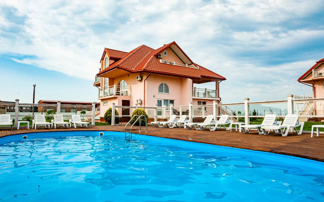 Optimist Mini-Hotel
