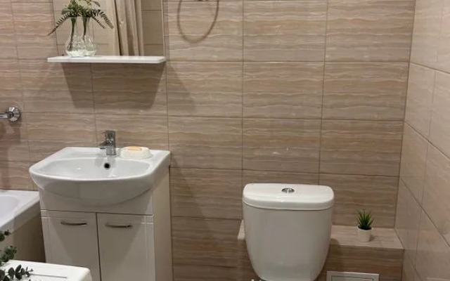Na Ulitse Azata Abbasova 8 Flat