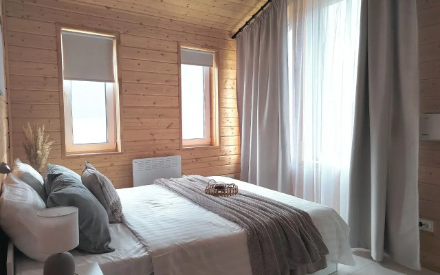 Domik V Kp Grin Laundzh Guest House