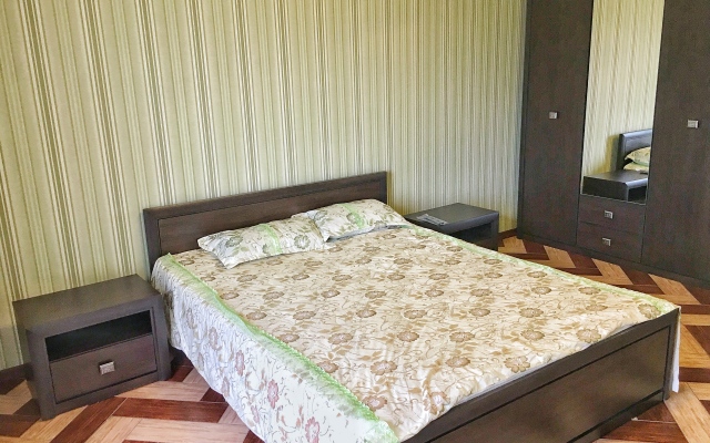 Two-Room Apartment with Balconies on the Yalta Embankment